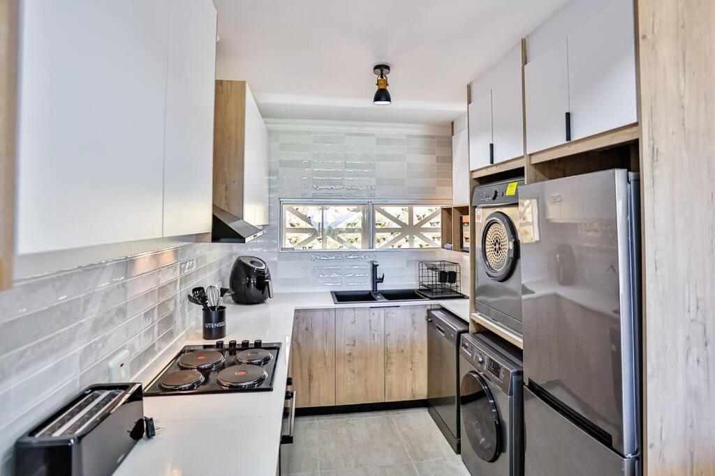 Apartamento Large Sea View, Walk To Eateries, Loadshed Free Ballito Exterior foto